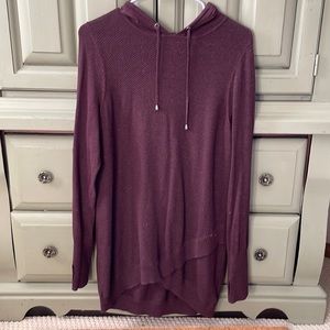 Maroon hooded sweater- fits more like a medium even though tag says XL